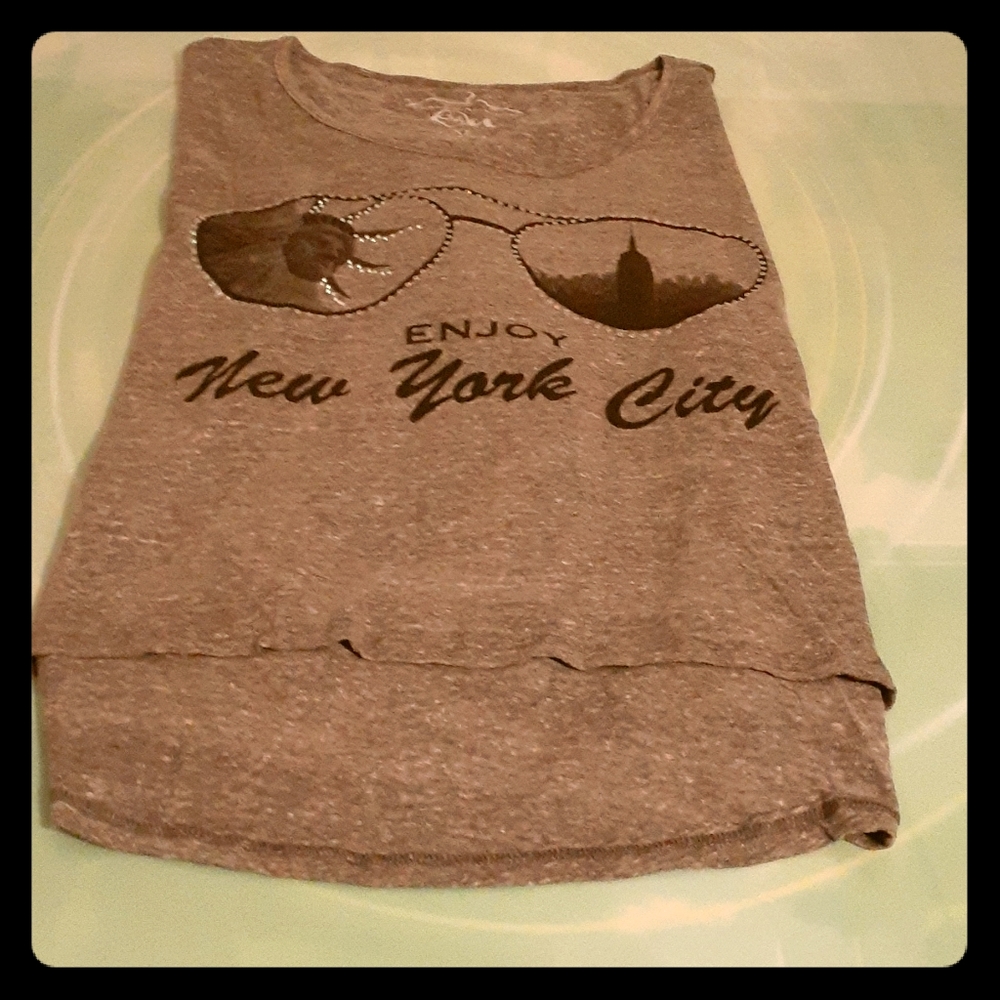 Gray tees